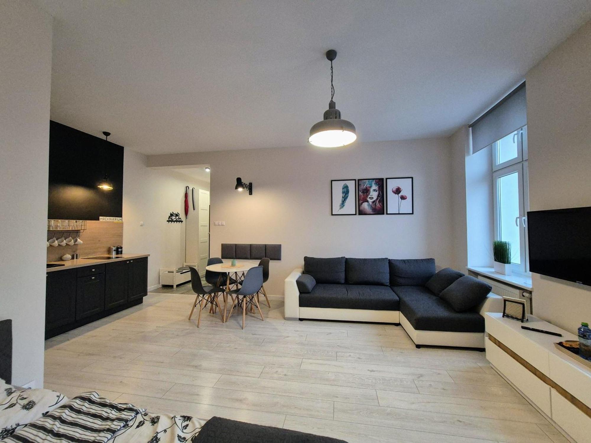 Charming Apartment In The City Centre, Lodz Exterior foto