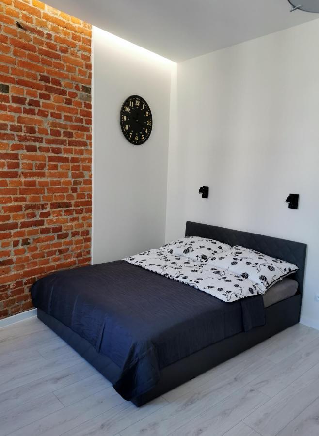 Charming Apartment In The City Centre, Lodz Exterior foto